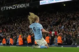 关于西甲四强战爆出冷门！拜仁慕尼黑大胜阿森纳，争冠形势突变的信息